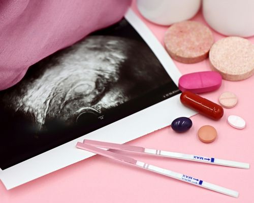 Adana Aşılama Tedavisi (IUI) – Doğal Yolla Gebeliğe İlk Adım